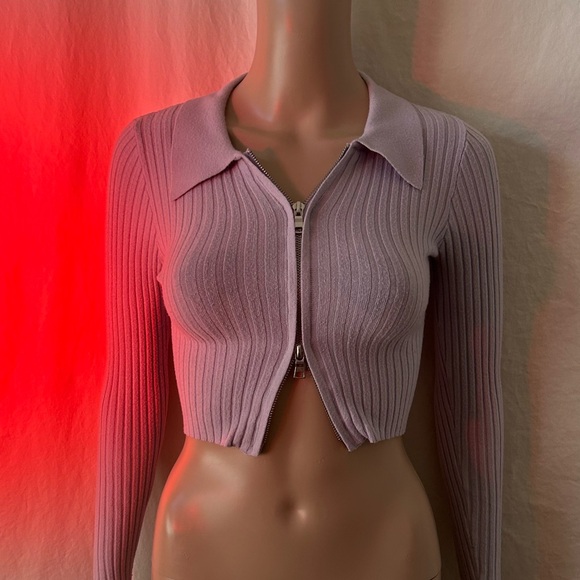 FULL TILT Lilac Front Zip - Picture 2 of 4